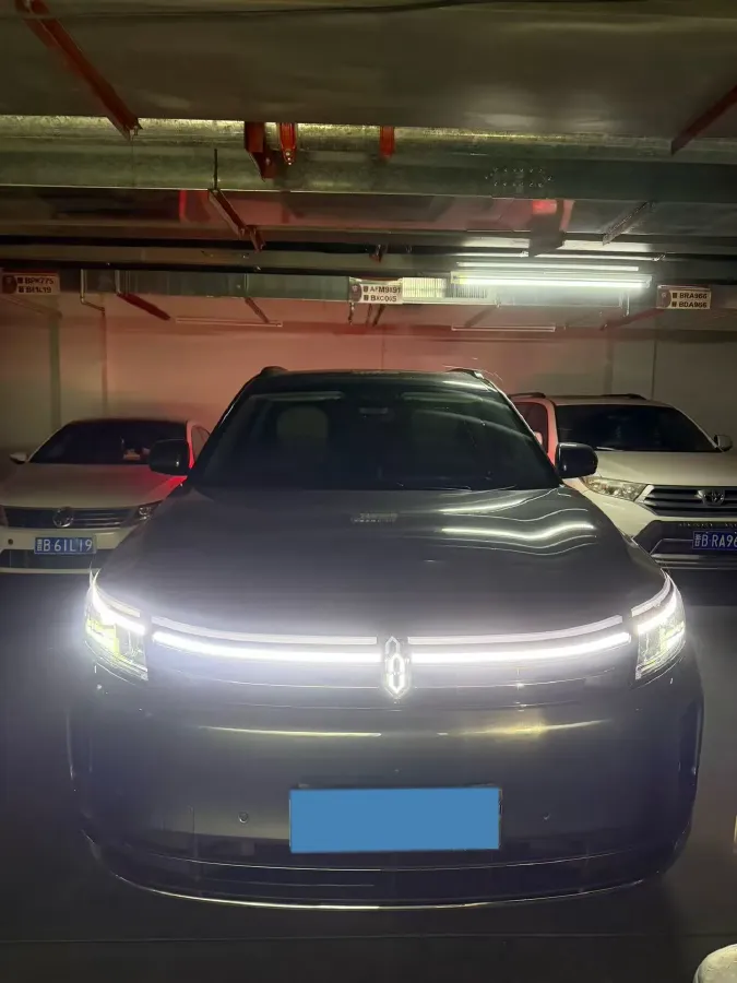 2024 AITO AITO M7 1.5T 152HP L4 REEV 38.5KWH,autocango,china used car exporter,china ev exporter,chinese used car exporter,chinese used ev exporter