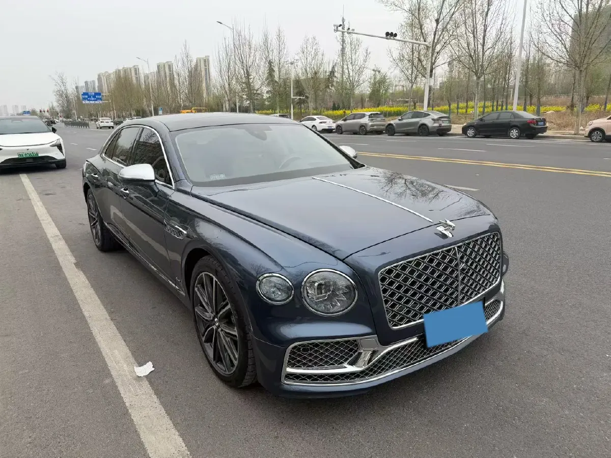 2022 Bentley Flying Spur 2.9T 416HP V6 8DCT PHEV 18KWH,autocango,china used car exporter,china ev exporter,chinese used car exporter,chinese used ev exporter