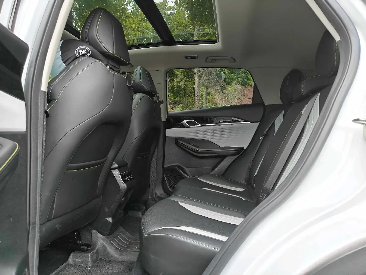 2023 Geely Coolray 1.5T 181HP L4 7DCT,autocango,china used car exporter,china ev exporter,chinese used car exporter,chinese used ev exporter