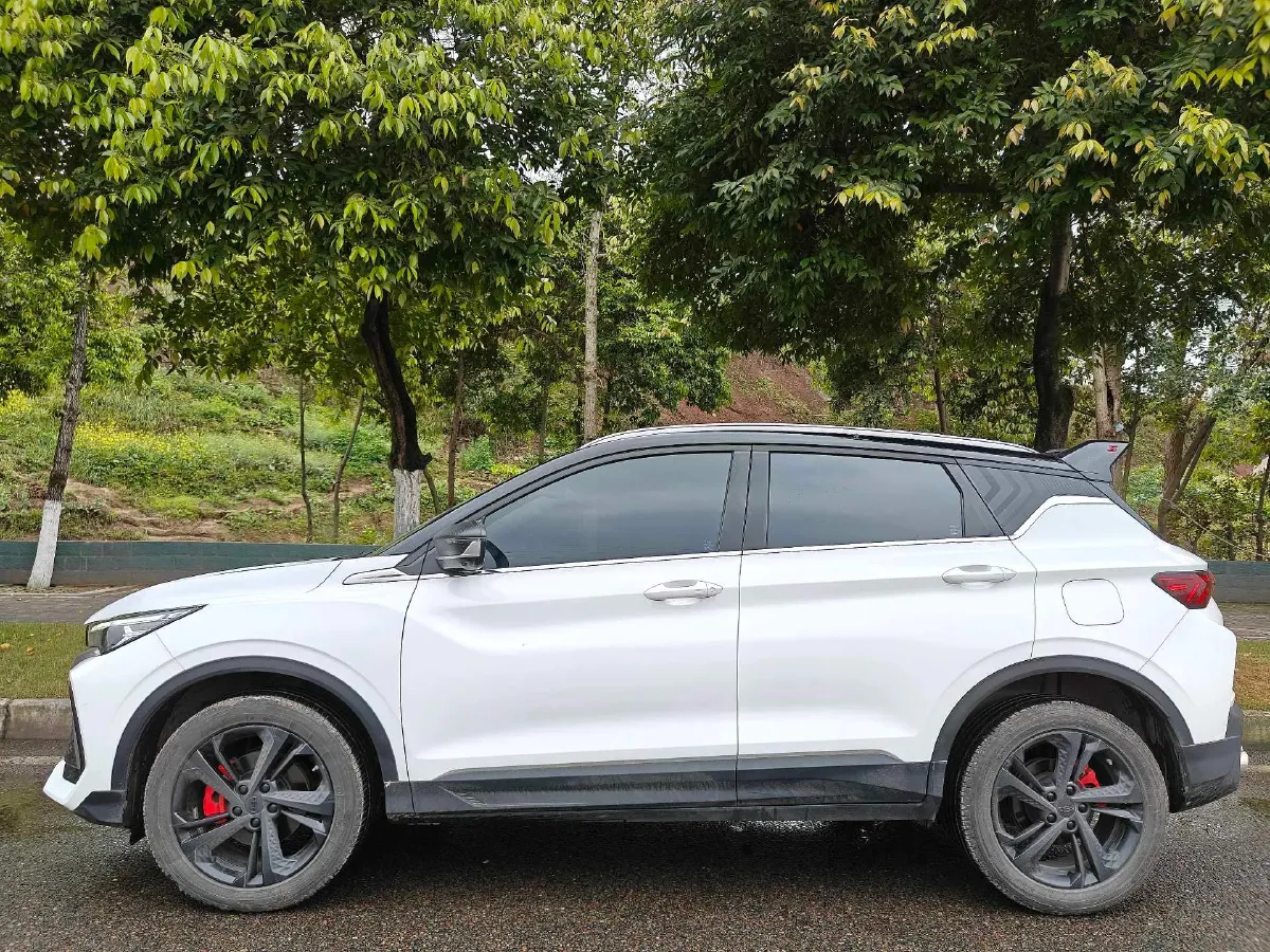 2023 Geely Coolray 1.5T 181HP L4 7DCT,autocango,china used car exporter,china ev exporter,chinese used car exporter,chinese used ev exporter