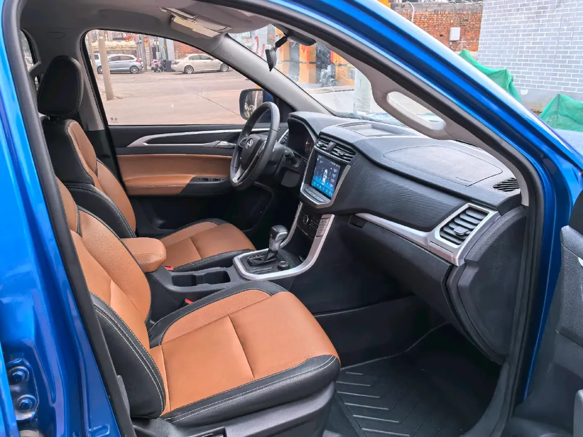 2021 MAXUS T70 2.0T 163HP L4 6AT,autocango,china used car exporter,china ev exporter,chinese used car exporter,chinese used ev exporter