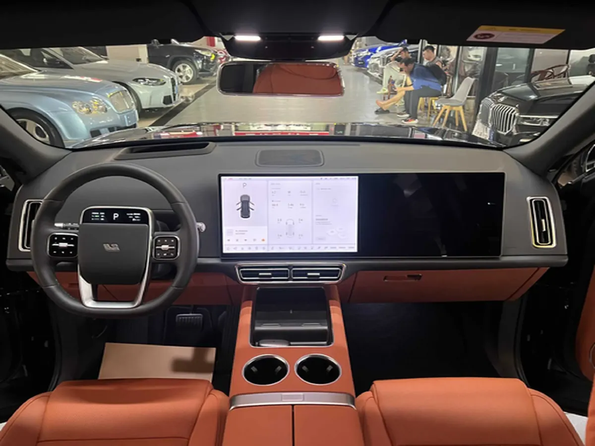 2023 Li L8 Range Extended 154HP REEV 40.9KWH,autocango,china used car exporter,china ev exporter,chinese used car exporter,chinese used ev exporter