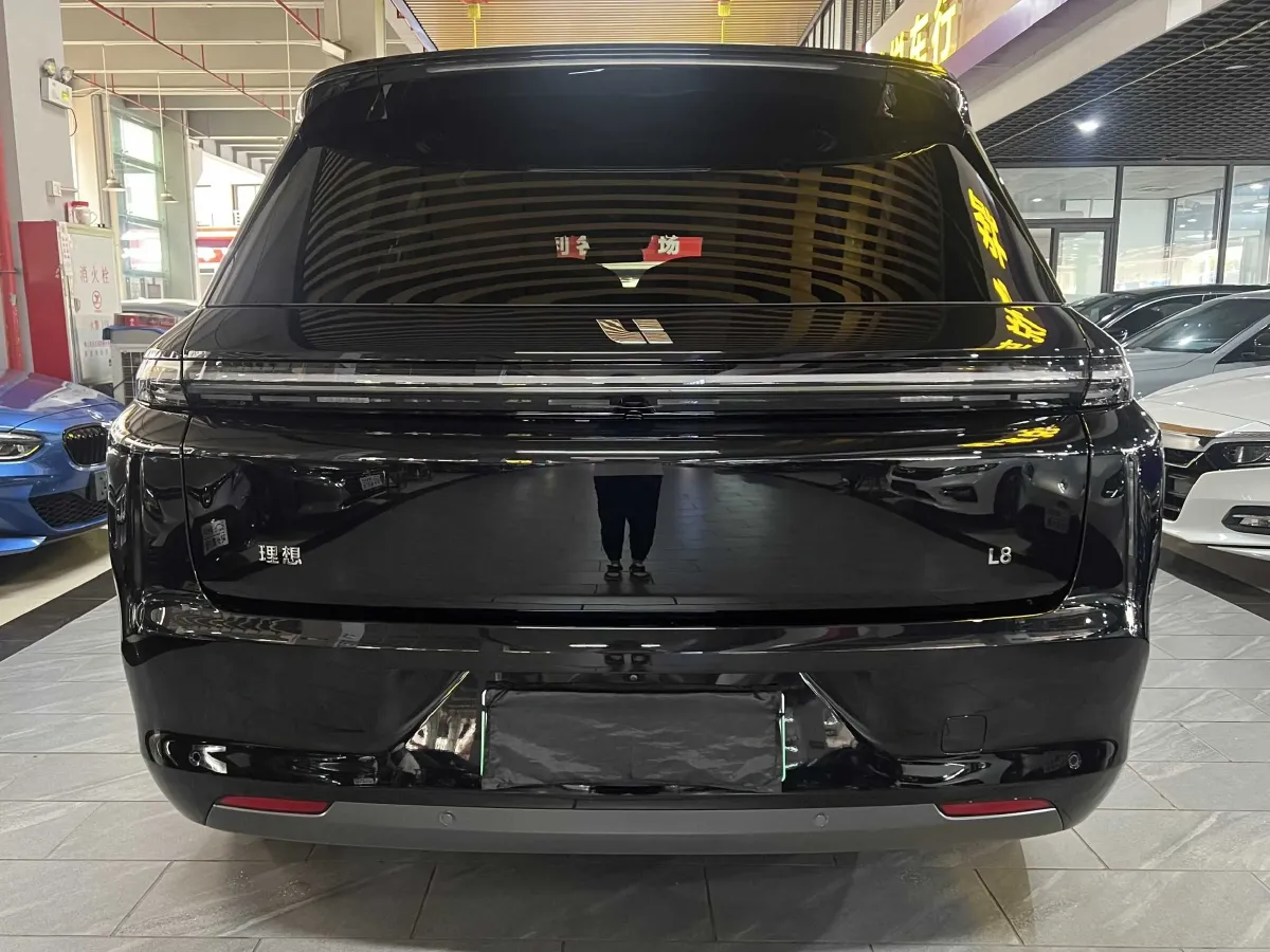2023 Li L8 Range Extended 154HP REEV 40.9KWH,autocango,china used car exporter,china ev exporter,chinese used car exporter,chinese used ev exporter