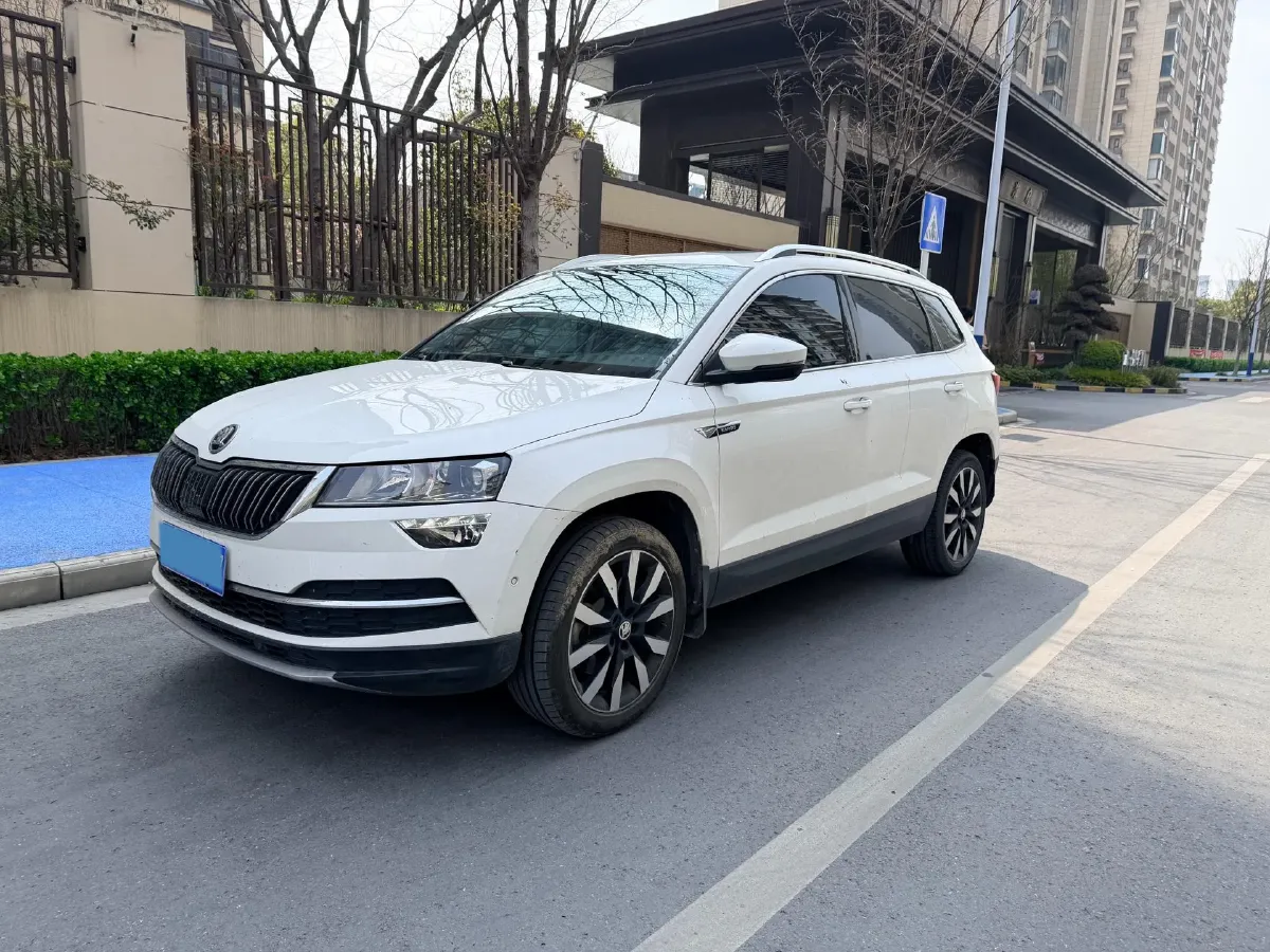2019 Skoda Karoq 1.4T 150HP L4 7DCT,autocango,china used car exporter,china ev exporter,chinese used car exporter,chinese used ev exporter