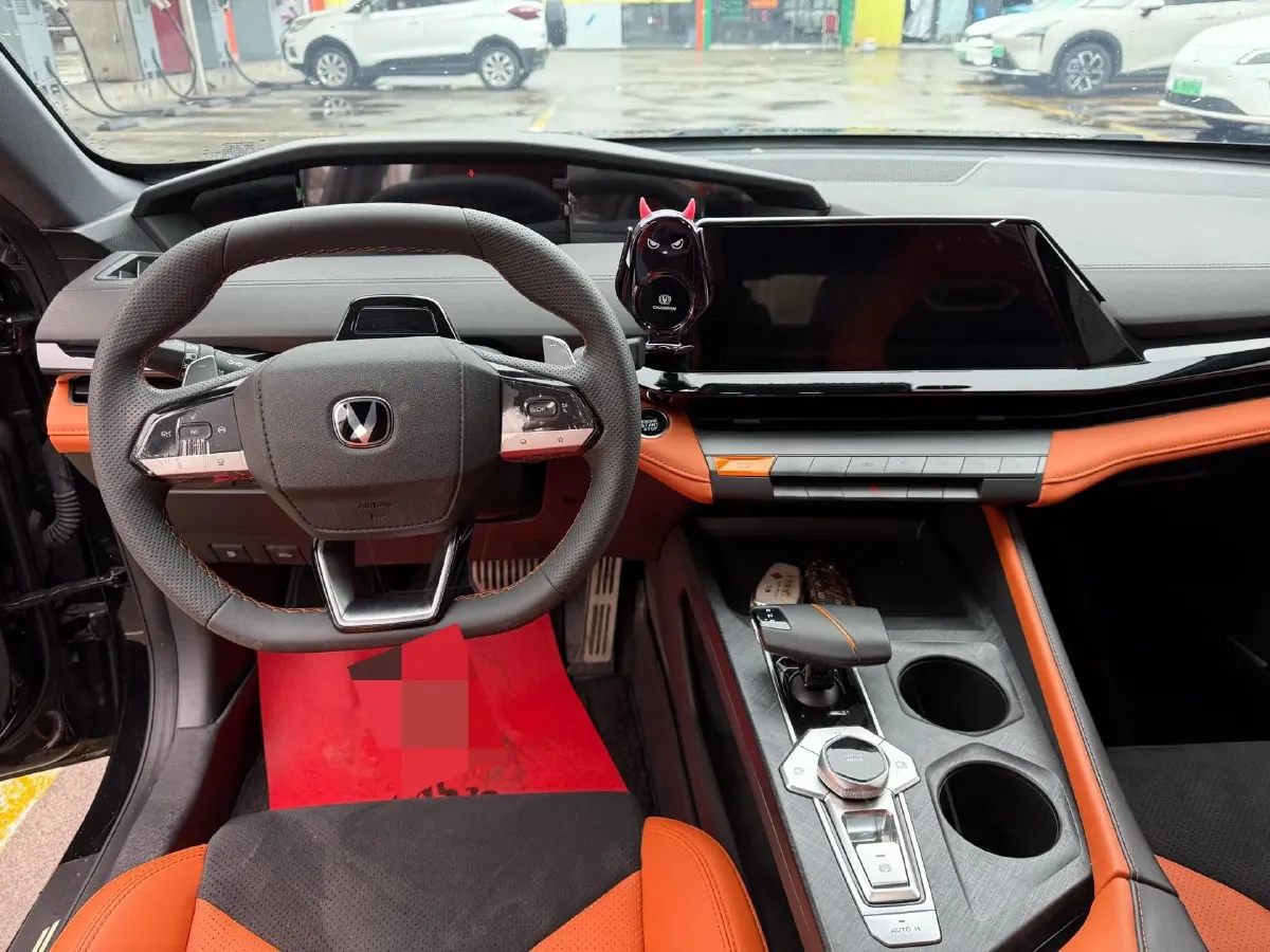 2023 ChangAn UNI-V 1.5T 188HP L4 7DCT,autocango,china used car exporter,china ev exporter,chinese used car exporter,chinese used ev exporter