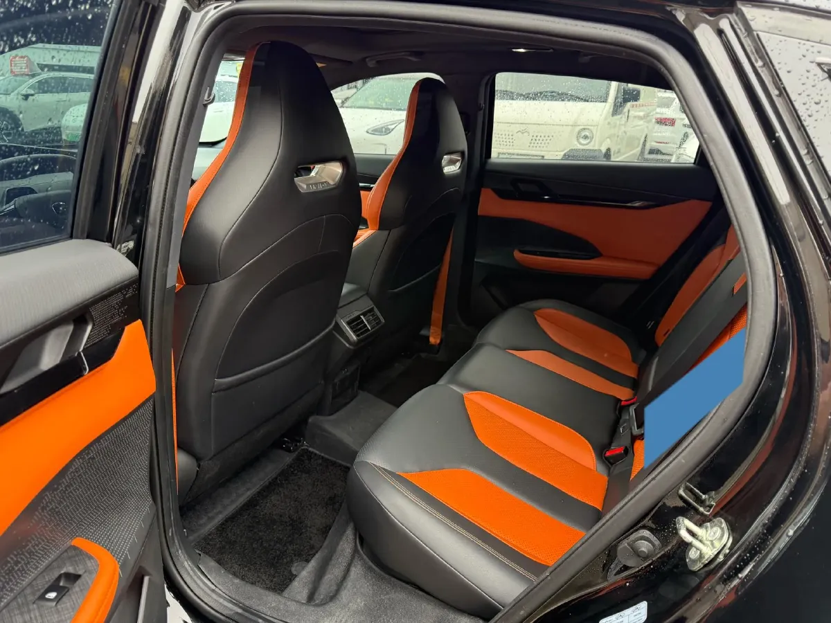 2023 ChangAn UNI-V 1.5T 188HP L4 7DCT,autocango,china used car exporter,china ev exporter,chinese used car exporter,chinese used ev exporter