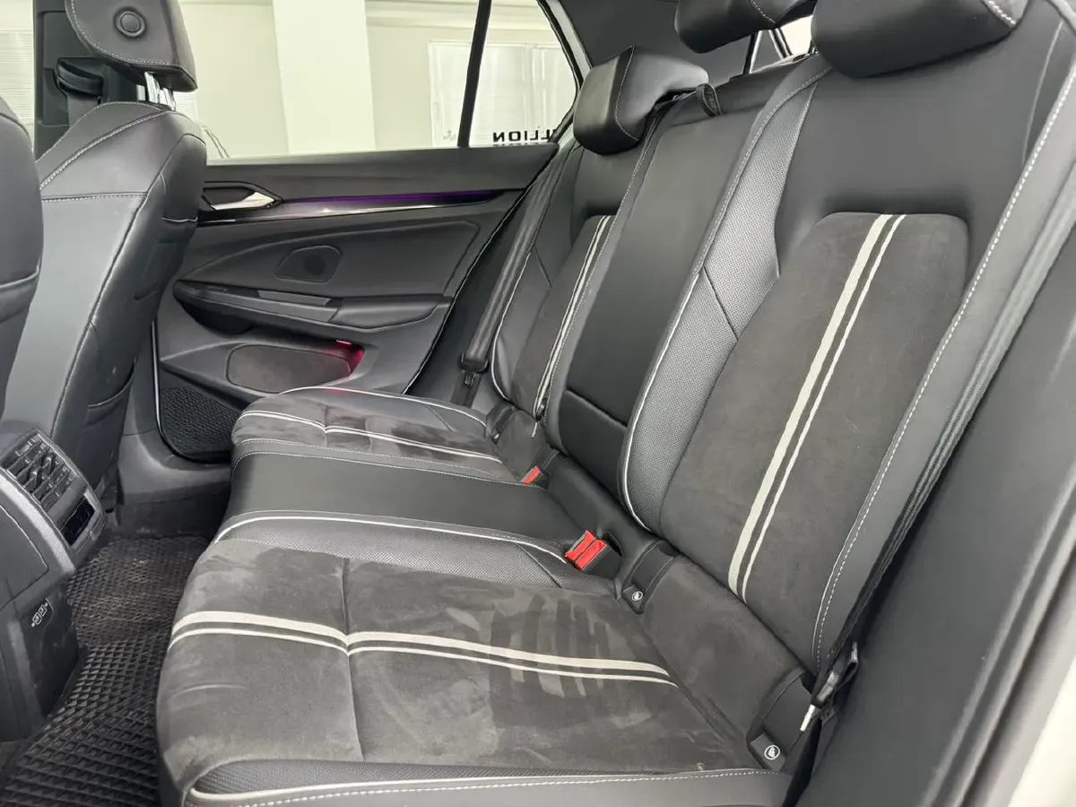 2021 Volkswagen Golf 1.4T 150HP L4 7DCT,autocango,china used car exporter,china ev exporter,chinese used car exporter,chinese used ev exporter