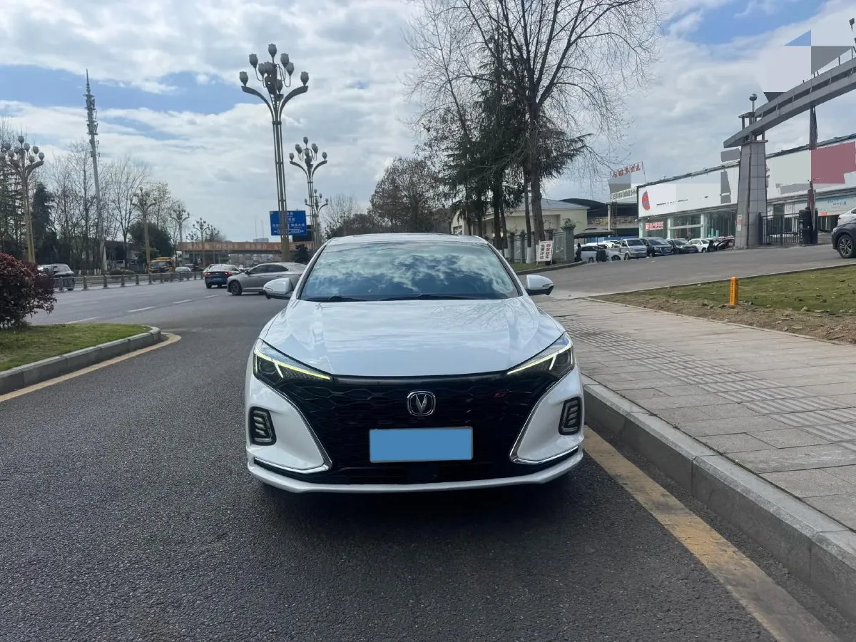 2021 ChangAn Eado 1.4T 160HP L4 7DCT,autocango,china used car exporter,china ev exporter,chinese used car exporter,chinese used ev exporter