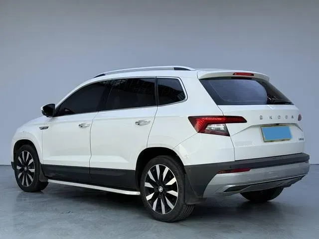 2021 Skoda Karoq 1.4T 150HP L4 7DCT,autocango,china used car exporter,china ev exporter,chinese used car exporter,chinese used ev exporter
