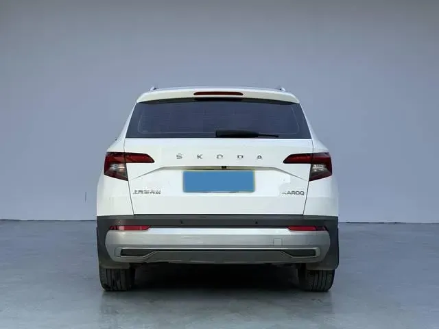 2021 Skoda Karoq 1.4T 150HP L4 7DCT,autocango,china used car exporter,china ev exporter,chinese used car exporter,chinese used ev exporter