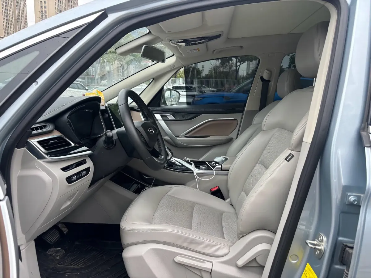 2019 Geely JiaJi 1.8T 184HP L4 6AT,autocango,china used car exporter,china ev exporter,chinese used car exporter,chinese used ev exporter