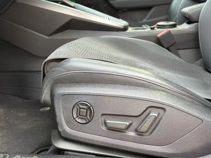 2023 Audi A3 1.4T 150HP L4 7DCT,autocango,china used car exporter,china ev exporter,chinese used car exporter,chinese used ev exporter