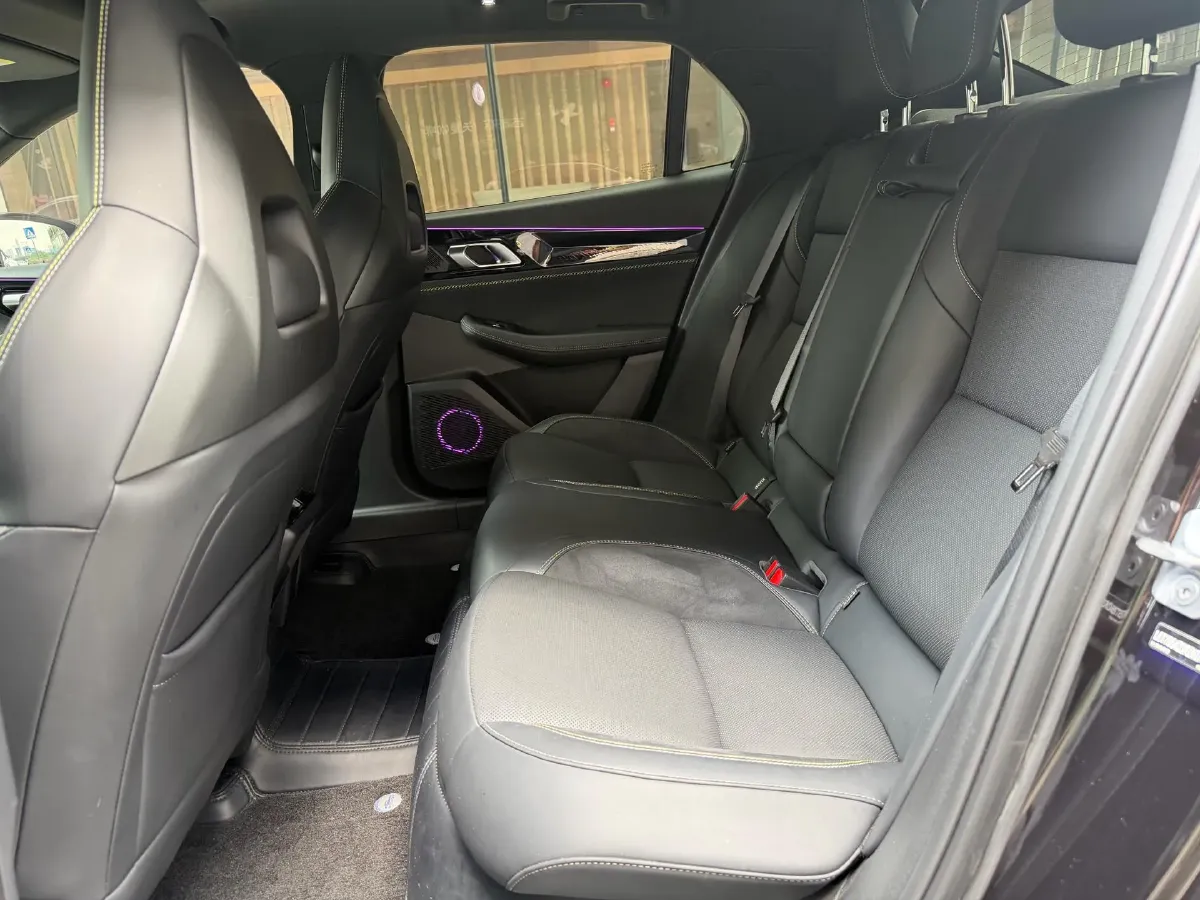 2025 LYNK&CO 03 2.0T 254HP L4 7DCT,autocango,china used car exporter,china ev exporter,chinese used car exporter,chinese used ev exporter