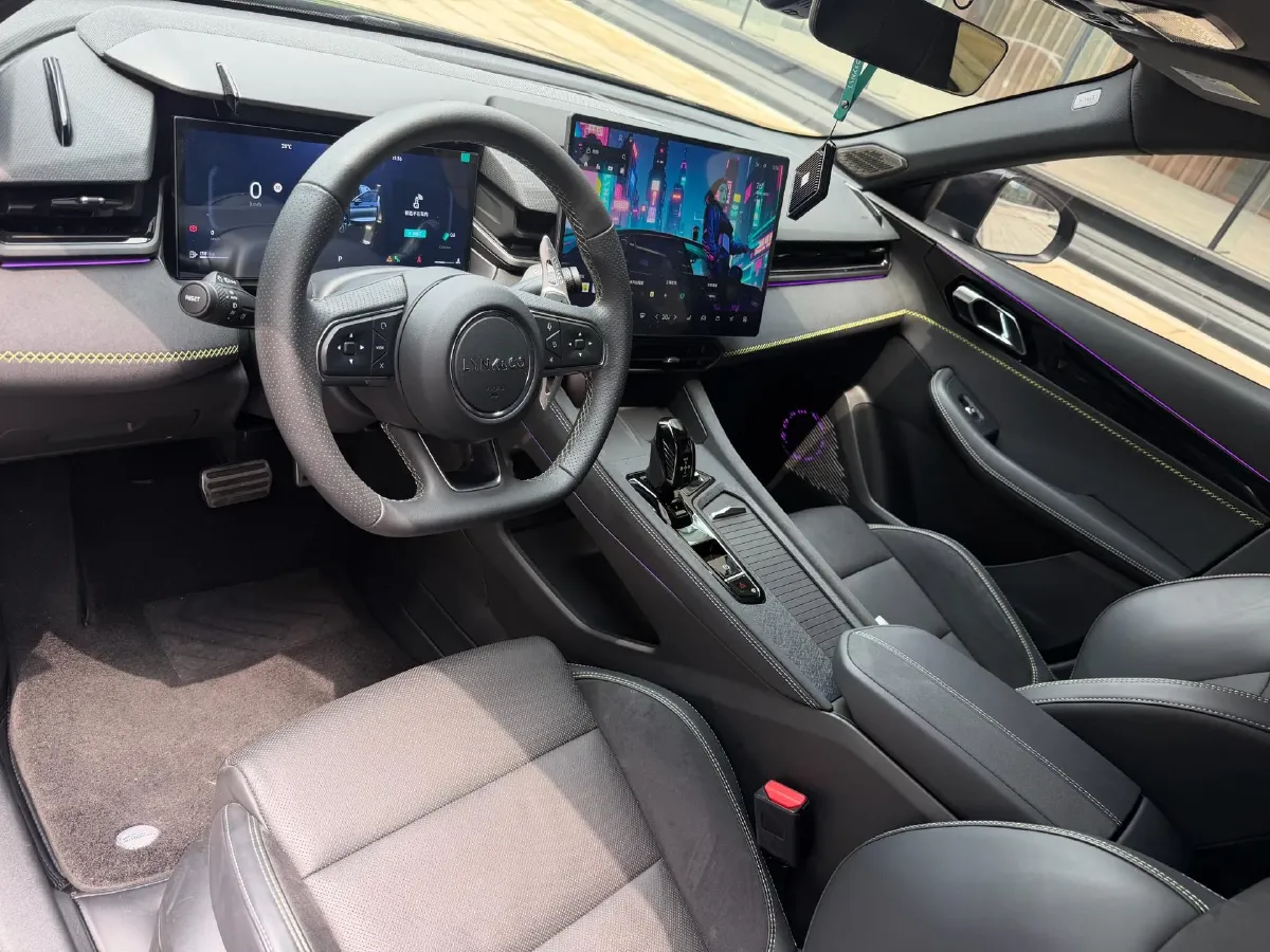 2025 LYNK&CO 03 2.0T 254HP L4 7DCT,autocango,china used car exporter,china ev exporter,chinese used car exporter,chinese used ev exporter