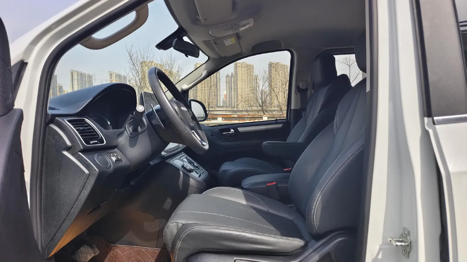 2023 MAXUS G20 2.0T 261HP L4 8AT,autocango,china used car exporter,china ev exporter,chinese used car exporter,chinese used ev exporter