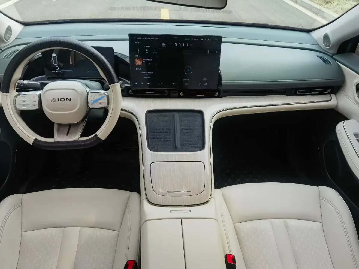 2023 Aion S Plus BEV 68KWH,autocango,china used car exporter,china ev exporter,chinese used car exporter,chinese used ev exporter