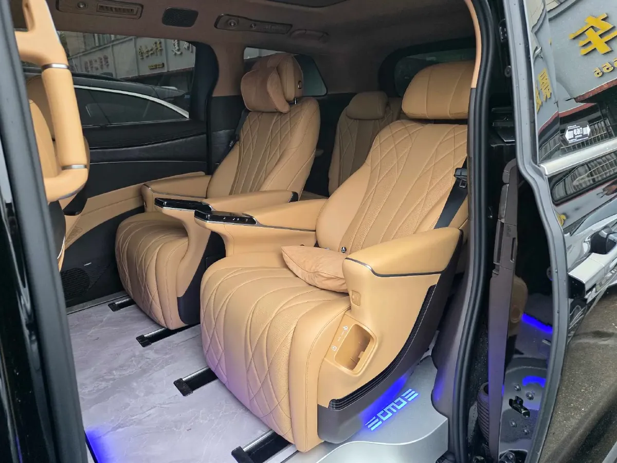 2025 Denza D9 1.5T 156HP L4 E-CVT PHEV,autocango,china used car exporter,china ev exporter,chinese used car exporter,chinese used ev exporter