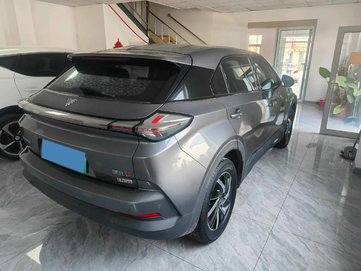 2022 Venucia Grand V 1.5T 190HP L4 7DCT,autocango,china used car exporter,china ev exporter,chinese used car exporter,chinese used ev exporter