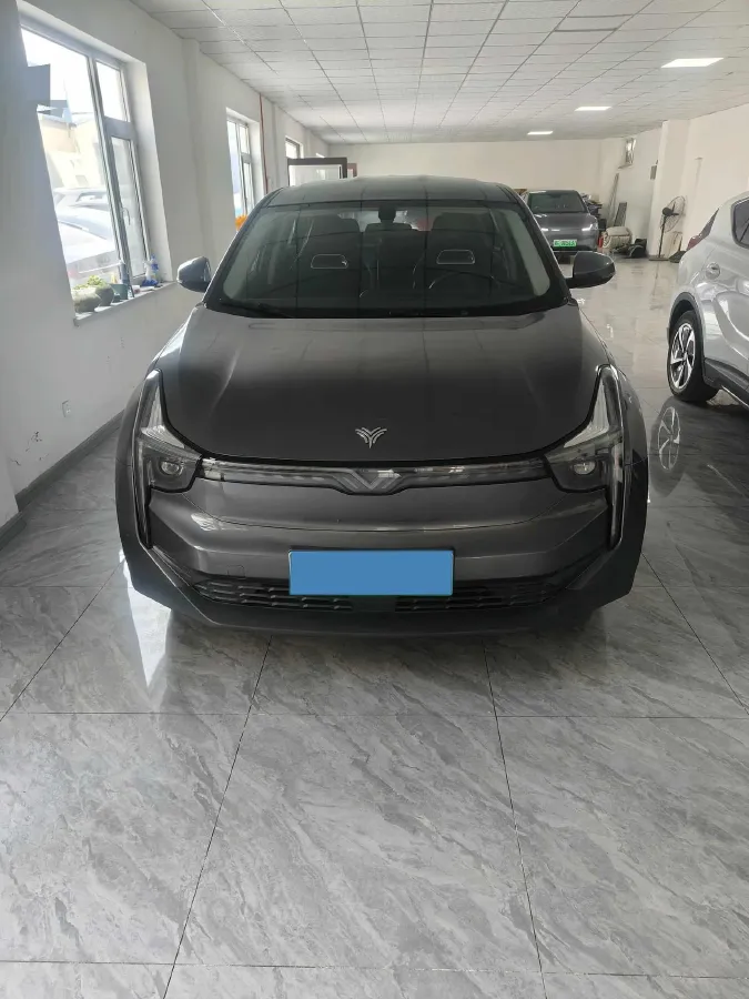 2022 Venucia Grand V 1.5T 190HP L4 7DCT,autocango,china used car exporter,china ev exporter,chinese used car exporter,chinese used ev exporter