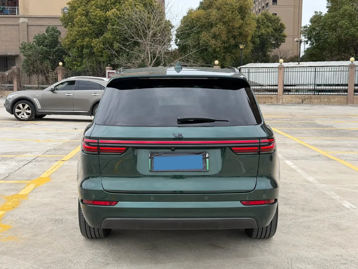 2021 Li ONE Range Extended 131HP REEV 40.5KWH,autocango,china used car exporter,china ev exporter,chinese used car exporter,chinese used ev exporter