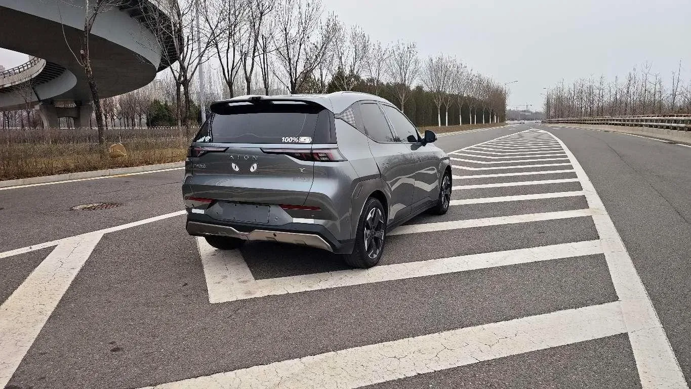 2022 Geely Okavango 1.8T 184HP L4 7DCT,autocango,china used car exporter,china ev exporter,chinese used car exporter,chinese used ev exporter