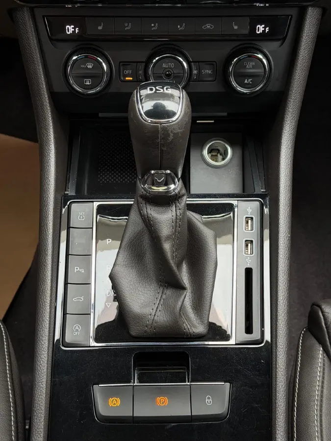 2018 Skoda Kodiak 1.8T 180HP L4 7DCT,autocango,china used car exporter,china ev exporter,chinese used car exporter,chinese used ev exporter