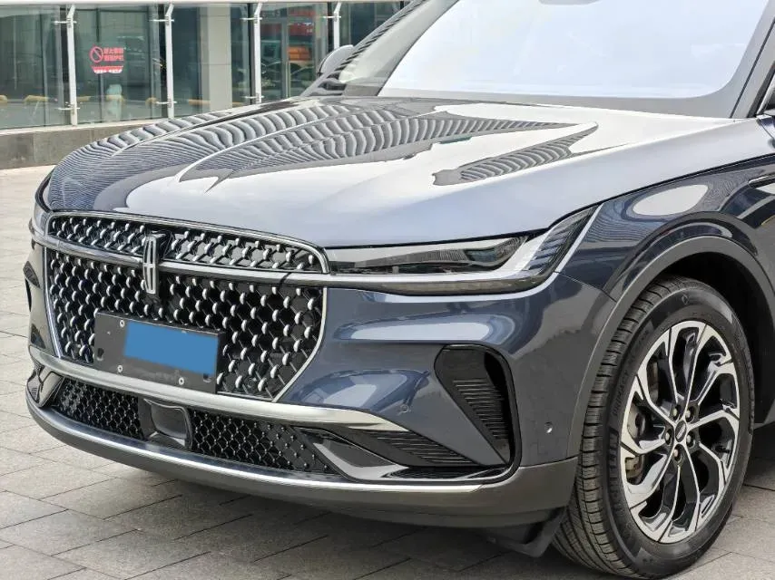 2023 Lincoln Nautilus 2.0T 261HP L4 8AT,autocango,china used car exporter,china ev exporter,chinese used car exporter,chinese used ev exporter