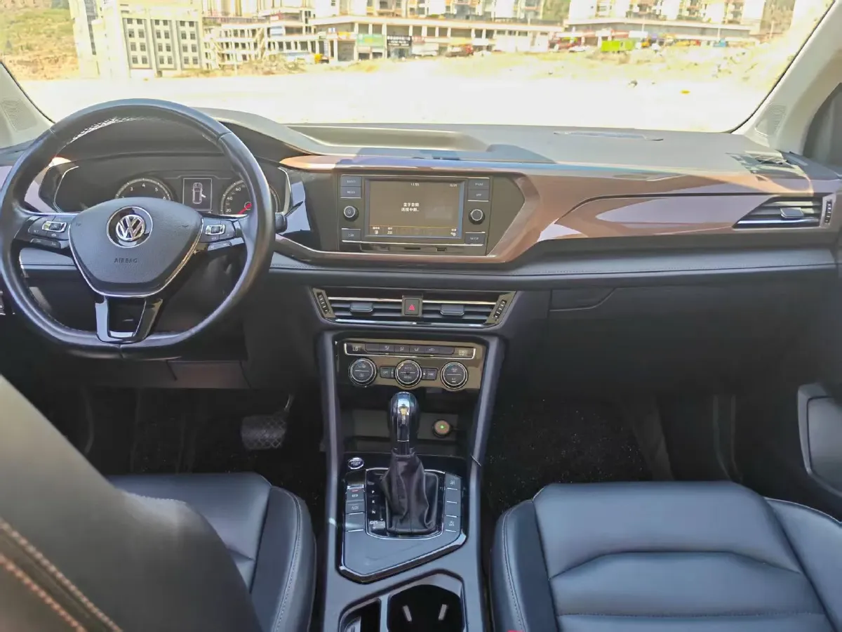 2020 Volkswagen Tharu 1.4T 150HP L4 7DCT,autocango,china used car exporter,china ev exporter,chinese used car exporter,chinese used ev exporter