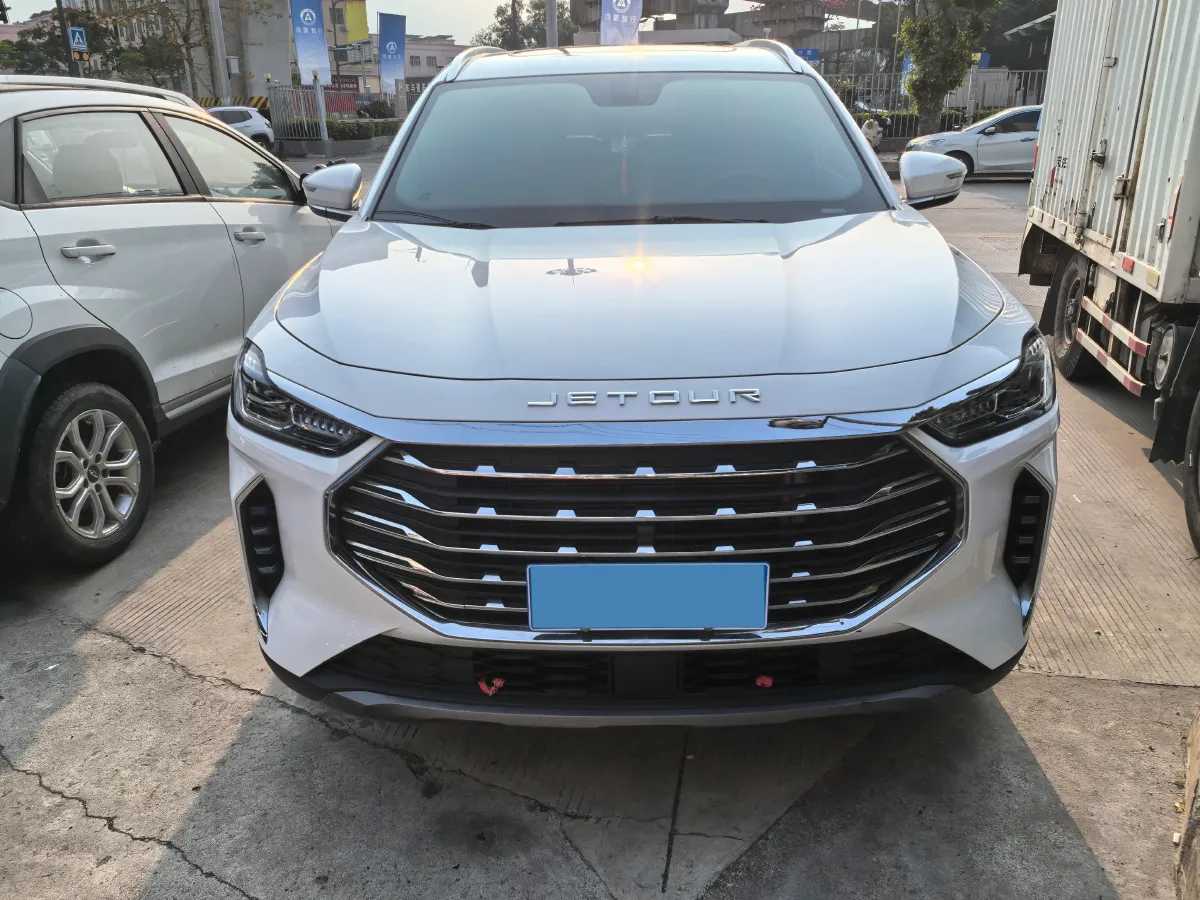 2023 Jetour X70 Plus 1.5T 156HP L4 6MT,autocango,china used car exporter,china ev exporter,chinese used car exporter,chinese used ev exporter