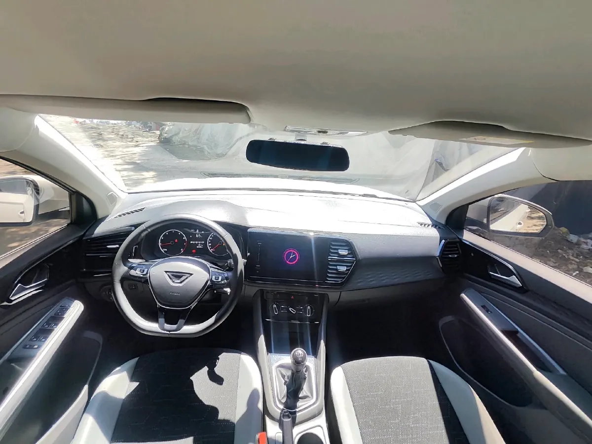 2021 Jetta VS5 1.4T 150HP L4 5MT,autocango,china used car exporter,china ev exporter,chinese used car exporter,chinese used ev exporter