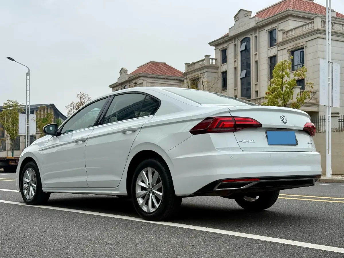 2019 Bestune T77 1.2T 143HP L4 7DCT,autocango,china used car exporter,china ev exporter,chinese used car exporter,chinese used ev exporter