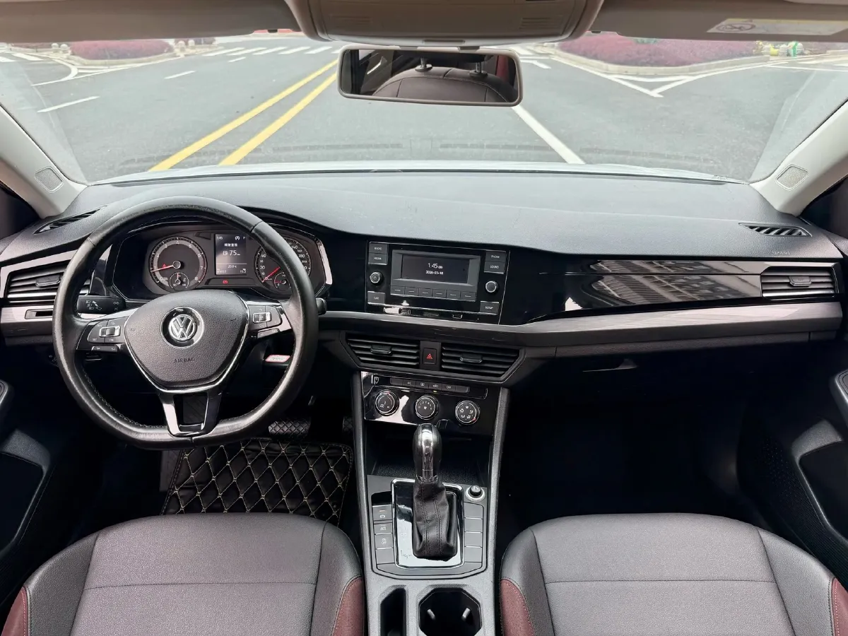 2019 Bestune T77 1.2T 143HP L4 7DCT,autocango,china used car exporter,china ev exporter,chinese used car exporter,chinese used ev exporter