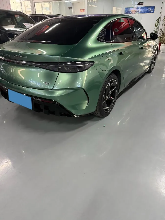 2022 AITO AITO M5 Range Extended 125HP REEV 40KWH,autocango,china used car exporter,china ev exporter,chinese used car exporter,chinese used ev exporter