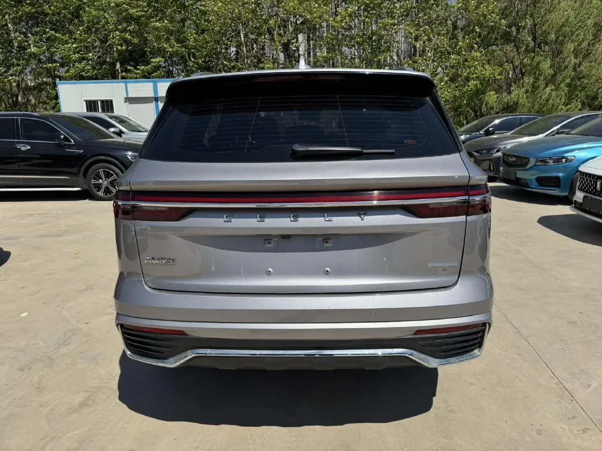 2021 Geely Monjaro 2.0T 218HP L4 7DCT,autocango,china used car exporter,china ev exporter,chinese used car exporter,chinese used ev exporter