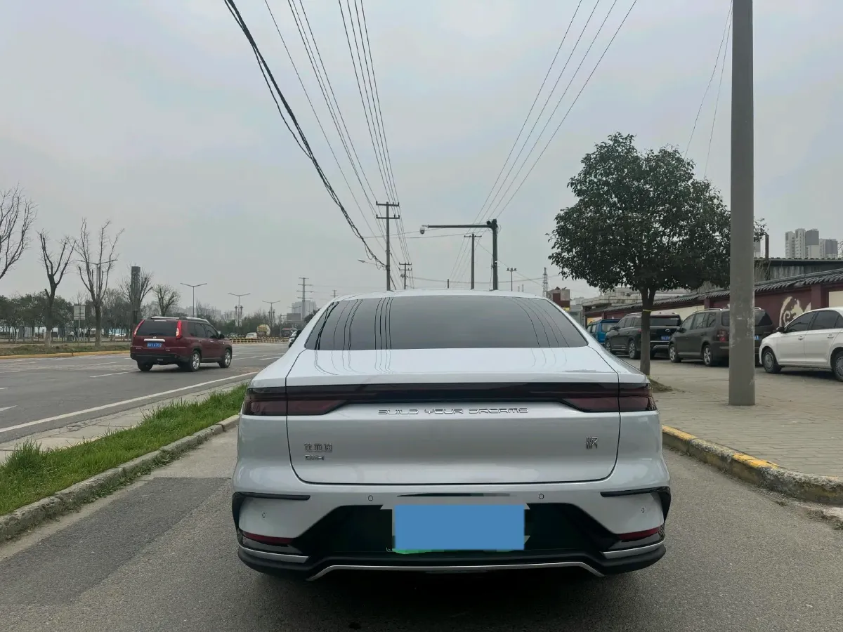 2024 BYD Han 1.5T 139HP L4 E-CVT PHEV 18.316KWH,autocango,china used car exporter,china ev exporter,chinese used car exporter,chinese used ev exporter