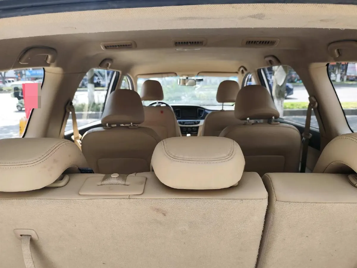 2016 BaoJun 730 1.5L 112HP L4 5MT,autocango,china used car exporter,china ev exporter,chinese used car exporter,chinese used ev exporter