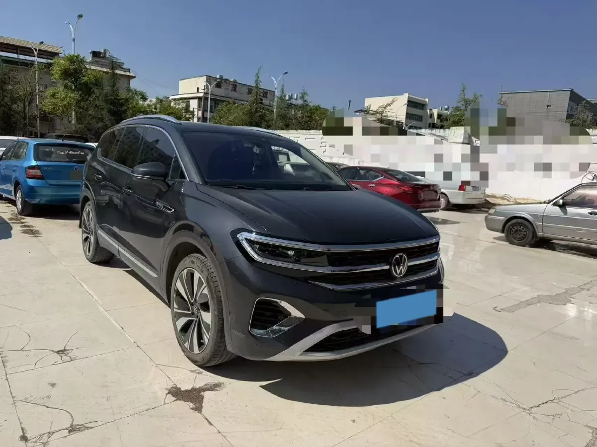 2021 Volkswagen Talagon 2.0T 220HP L4 7DCT,autocango,china used car exporter,china ev exporter,chinese used car exporter,chinese used ev exporter
