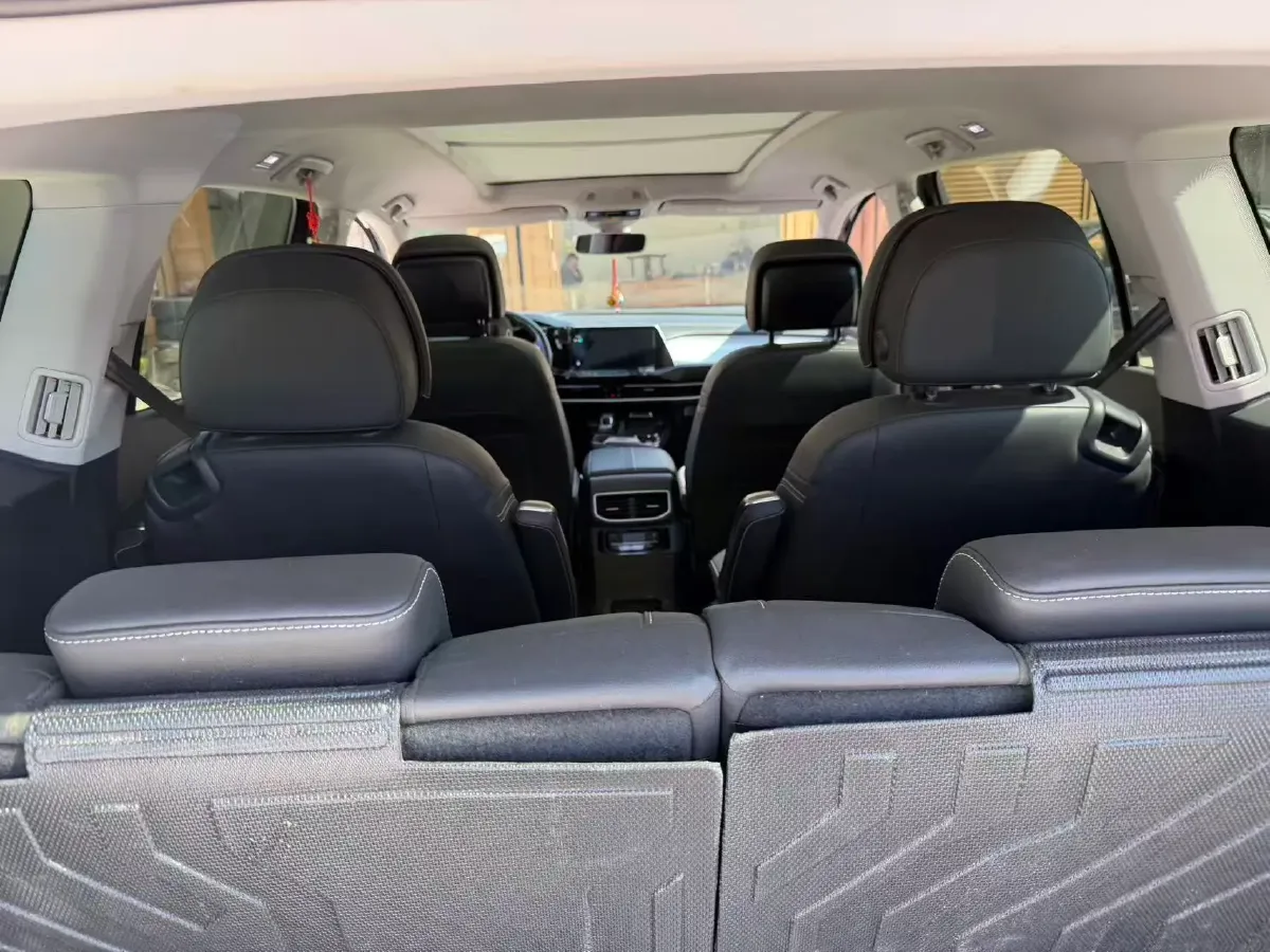 2021 Volkswagen Talagon 2.0T 220HP L4 7DCT,autocango,china used car exporter,china ev exporter,chinese used car exporter,chinese used ev exporter