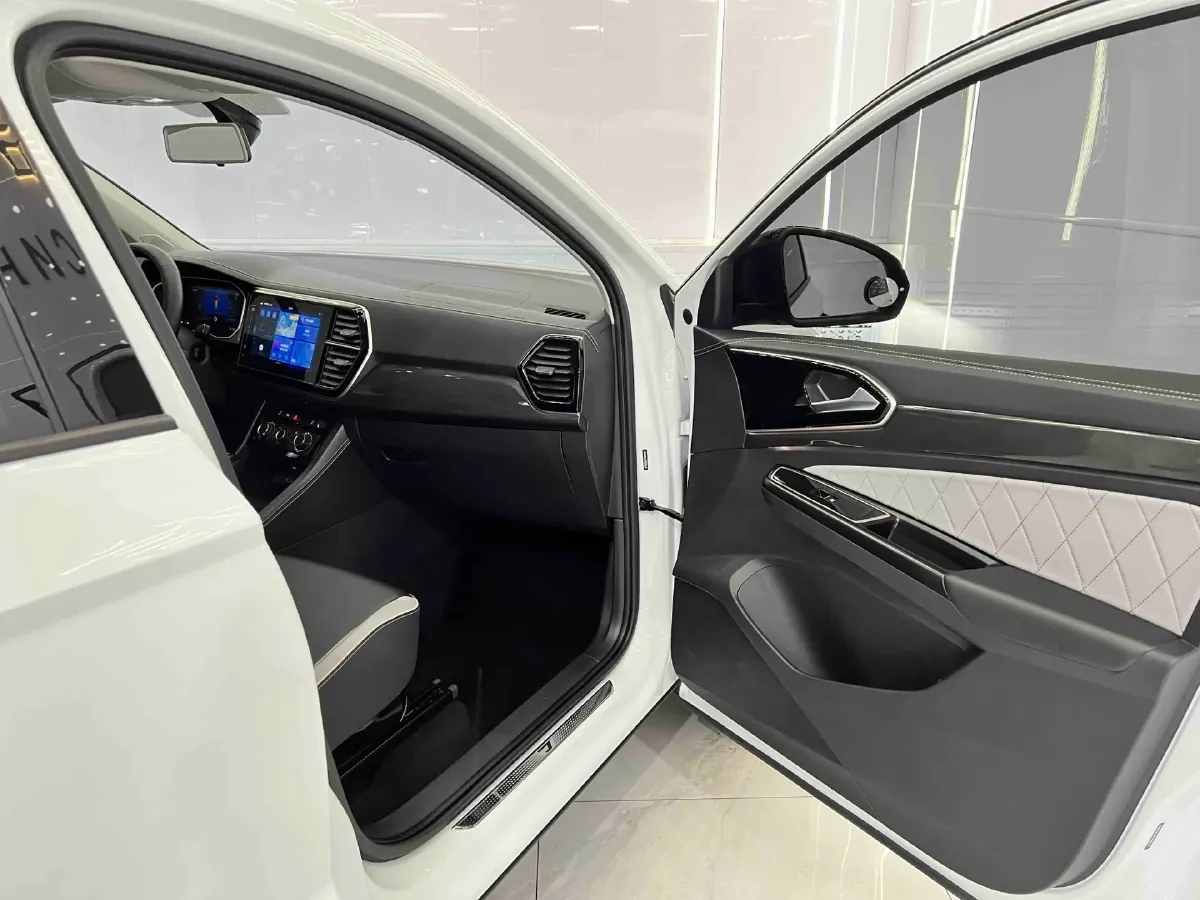 2022 Jetta VS7 1.4T 150HP L4 6AT,autocango,china used car exporter,china ev exporter,chinese used car exporter,chinese used ev exporter