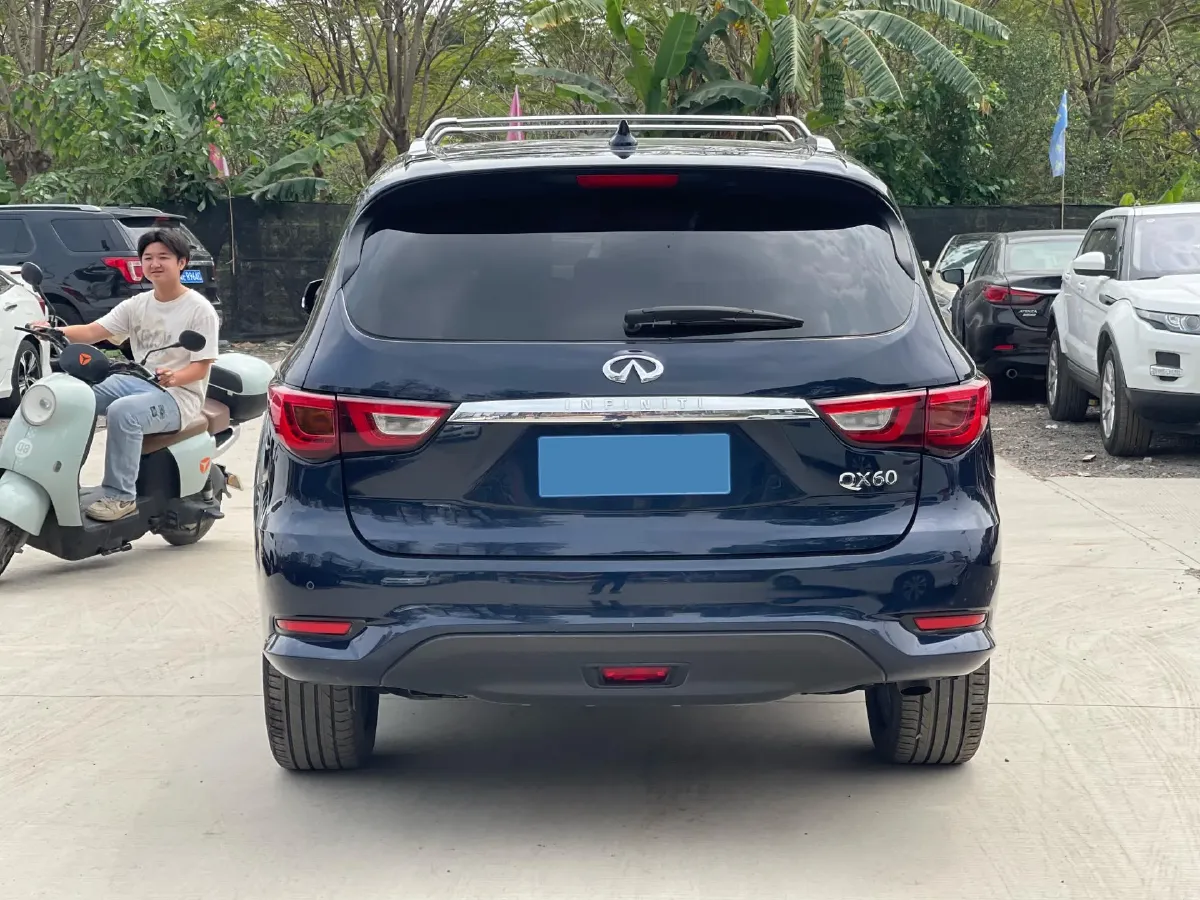 2016 Jaguar XF 2.0T 240HP L4 8AT,autocango,china used car exporter,china ev exporter,chinese used car exporter,chinese used ev exporter