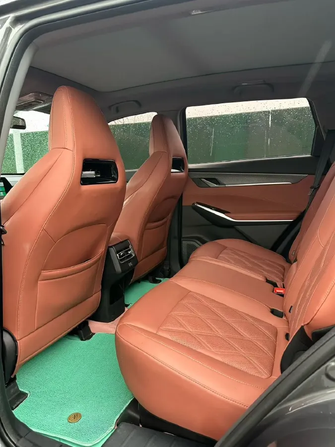 2022 ChangAn CS75 Plus 1.5T 188HP L4 8AT,autocango,china used car exporter,china ev exporter,chinese used car exporter,chinese used ev exporter