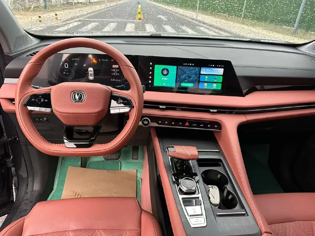 2022 ChangAn CS75 Plus 1.5T 188HP L4 8AT,autocango,china used car exporter,china ev exporter,chinese used car exporter,chinese used ev exporter