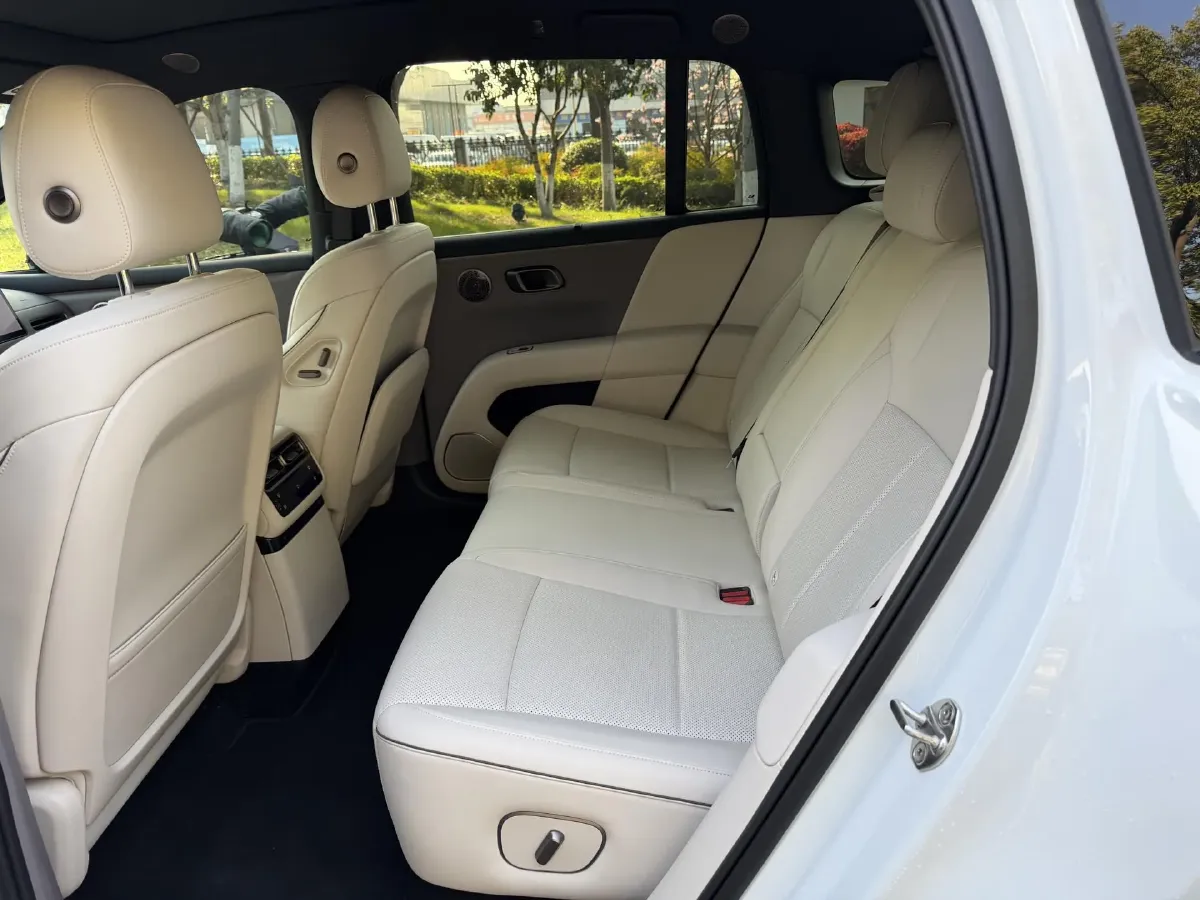 2025 Li i6 BEV,autocango,china used car exporter,china ev exporter,chinese used car exporter,chinese used ev exporter