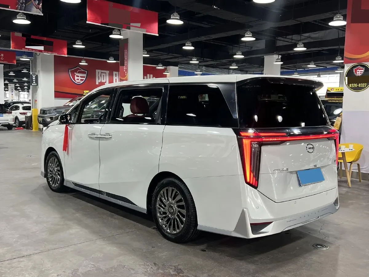 2023 GAC Trumpchi M8 2.0T 252HP L4 8AT,autocango,china used car exporter,china ev exporter,chinese used car exporter,chinese used ev exporter