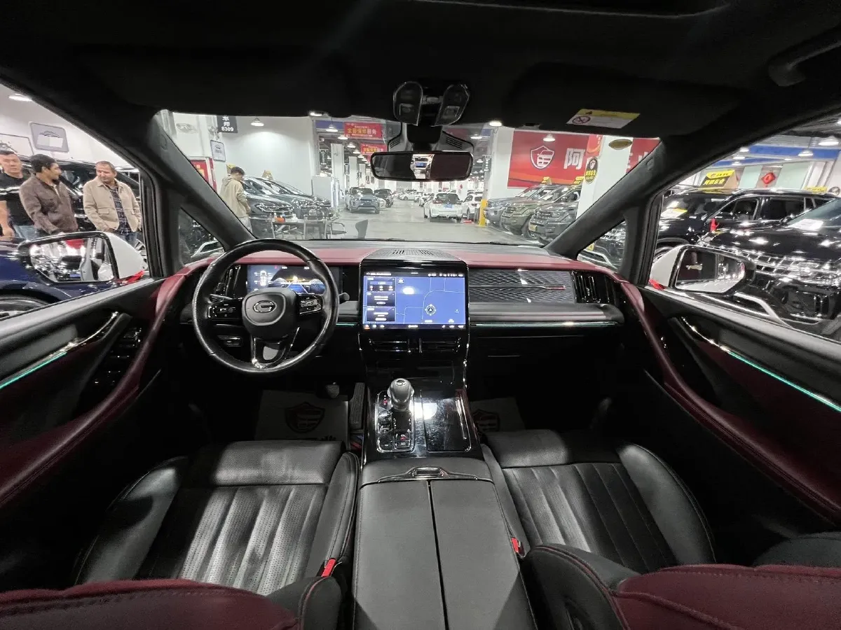 2023 GAC Trumpchi M8 2.0T 252HP L4 8AT,autocango,china used car exporter,china ev exporter,chinese used car exporter,chinese used ev exporter