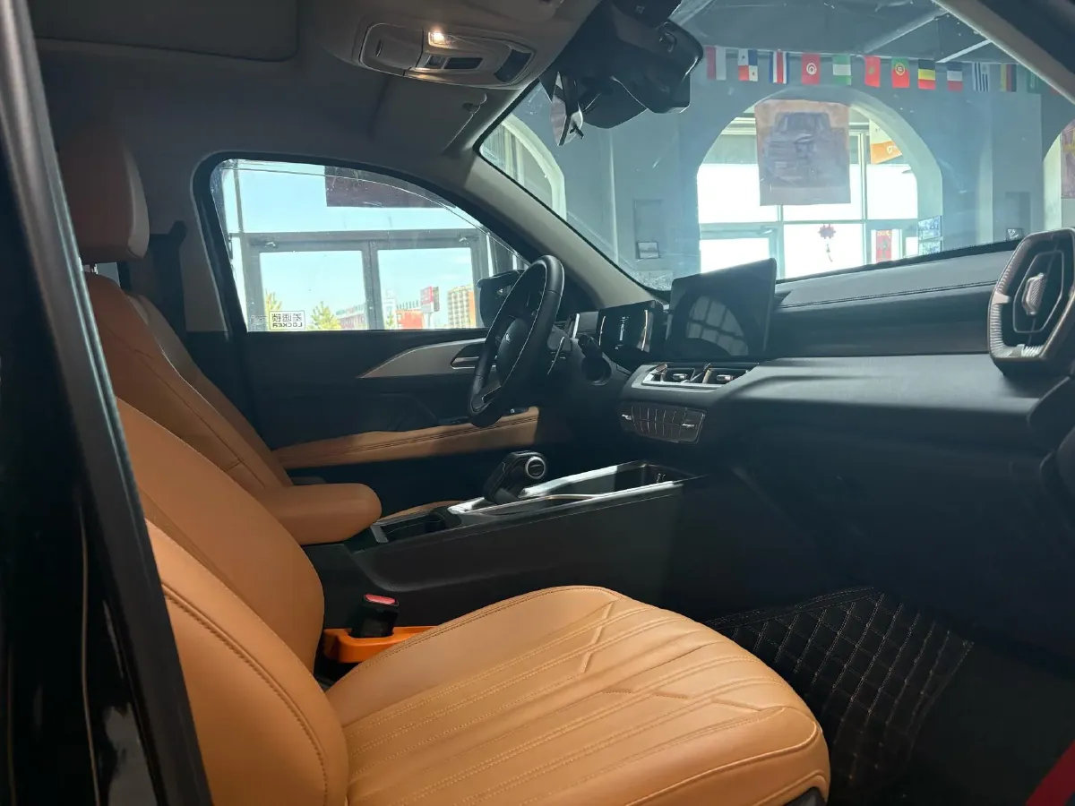 2023 Haval H5 2.0T 224HP L4 8AT,autocango,china used car exporter,china ev exporter,chinese used car exporter,chinese used ev exporter