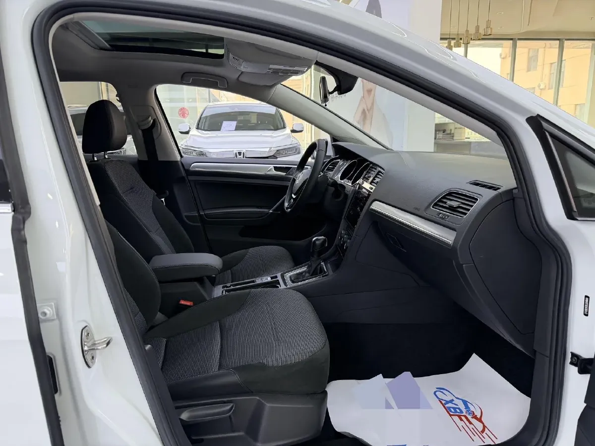 2020 Volkswagen Golf 1.4T 150HP L4 7DCT,autocango,china used car exporter,china ev exporter,chinese used car exporter,chinese used ev exporter