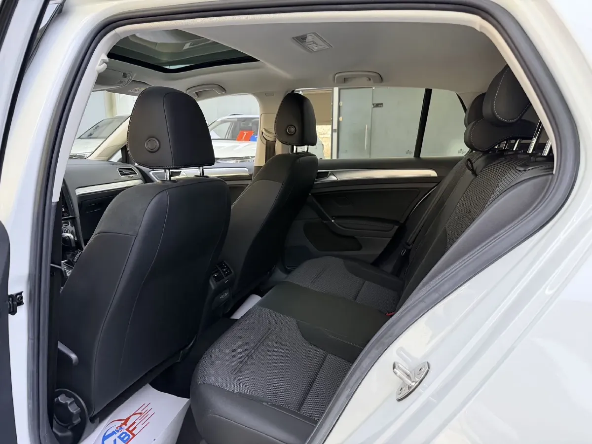 2020 Volkswagen Golf 1.4T 150HP L4 7DCT,autocango,china used car exporter,china ev exporter,chinese used car exporter,chinese used ev exporter