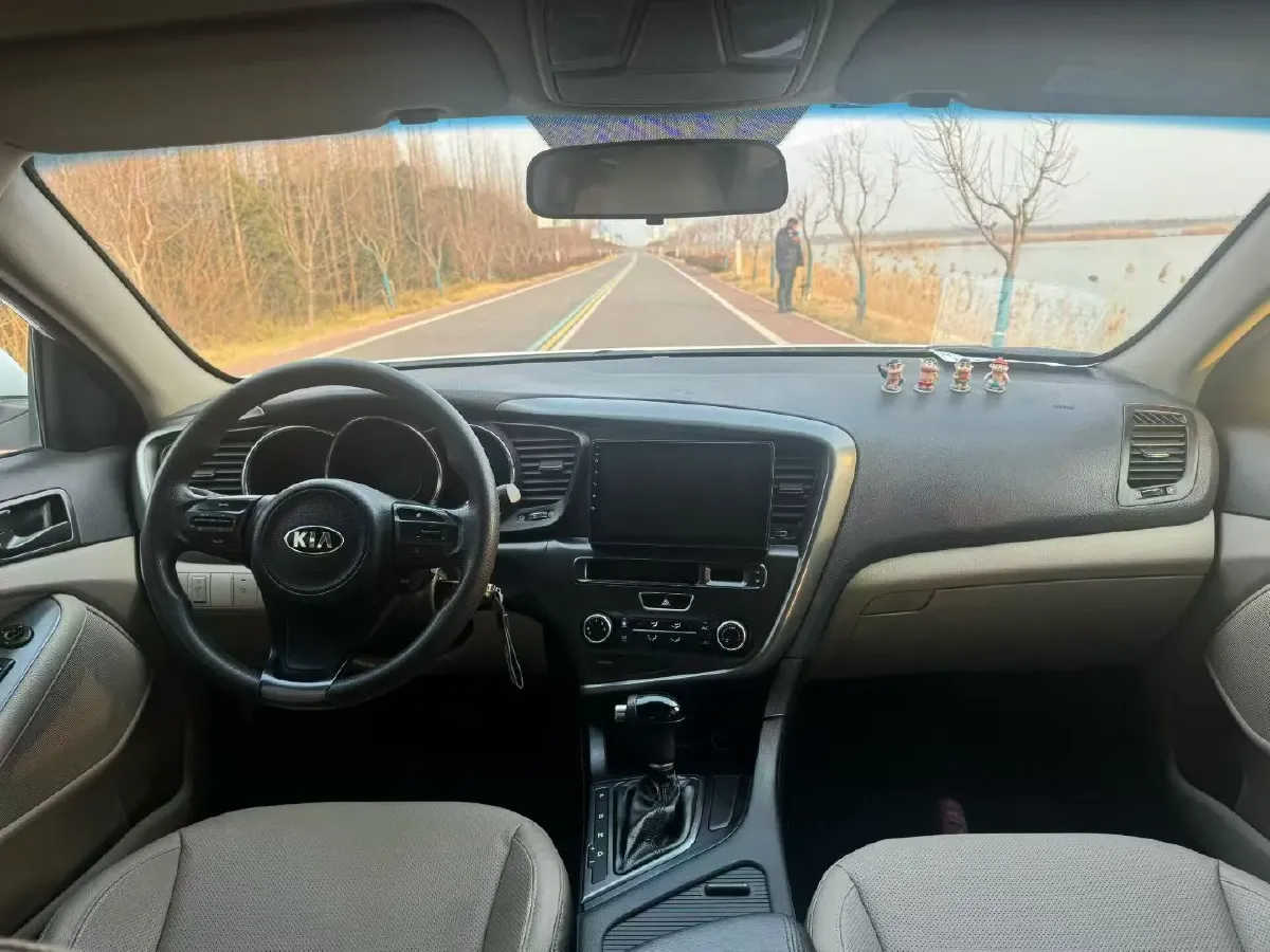 2015 Kia K5 2.0L 162HP L4 6AT,autocango,china used car exporter,china ev exporter,chinese used car exporter,chinese used ev exporter