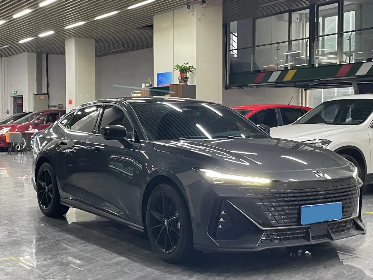 2024 ChangAn UNI-V 1.5T 188HP L4 7DCT,autocango,china used car exporter,china ev exporter,chinese used car exporter,chinese used ev exporter